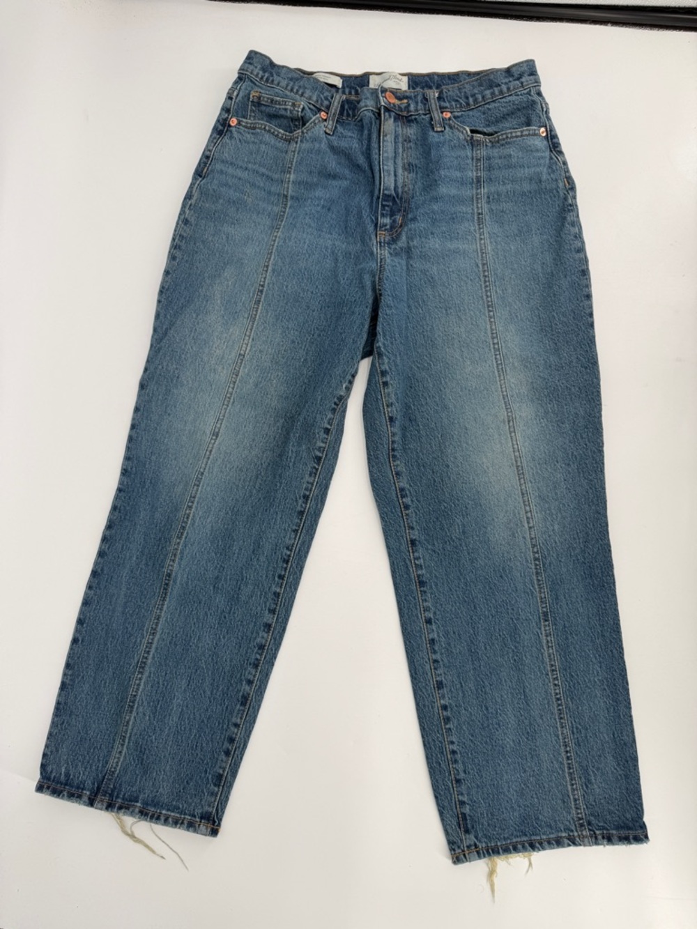 Universal Thread Vintage Straight Denim Jeans Size 31 Women’s